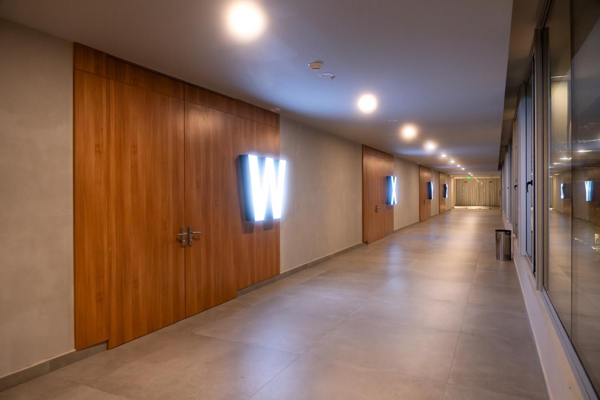 Aloft Playa Del Carmen Hotel Екстериор снимка Interior of the building